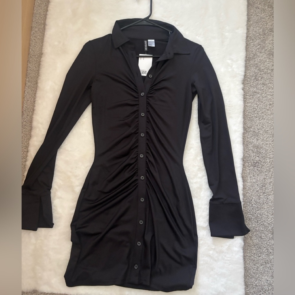 H&M Divided Rouched dress - Picture 5 of 8